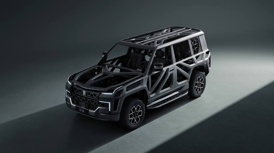 深圳313仰望U8硬派越野的科技魅力，国能汽车对传统燃油车市场的冲击